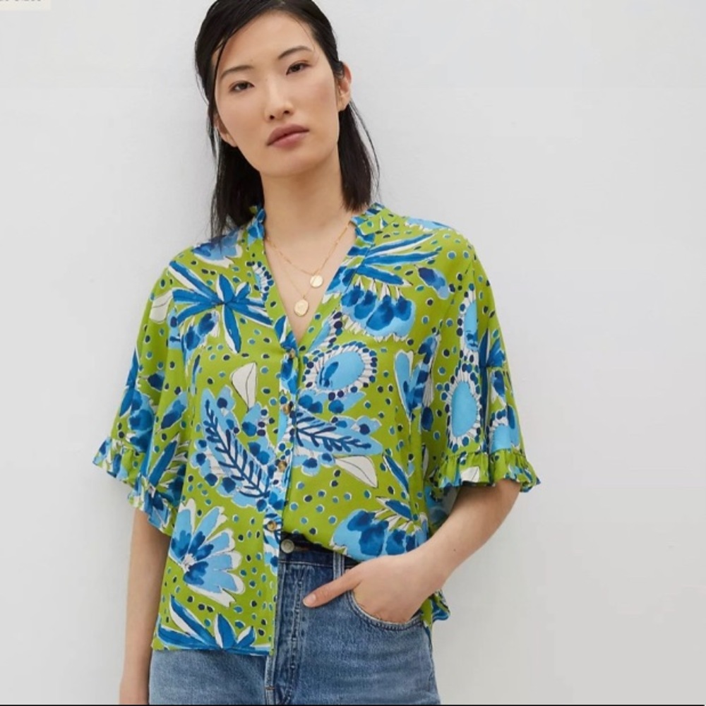 Anthropologie Vera Valley Flutter-Sleeved Floral Buttondown Blouse XS